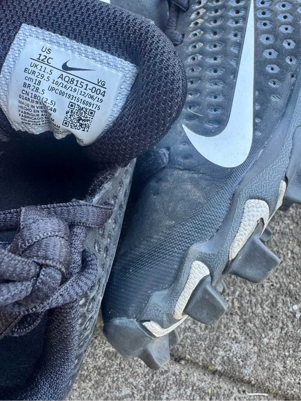 Nike Kids Black Soccer Cleats